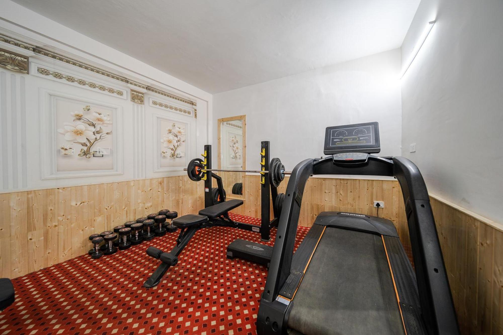 Hill River Resort - Central Heated & Air Cooled - Near Mall Road , Best Property Of Manali 2024- 2025 المظهر الخارجي الصورة