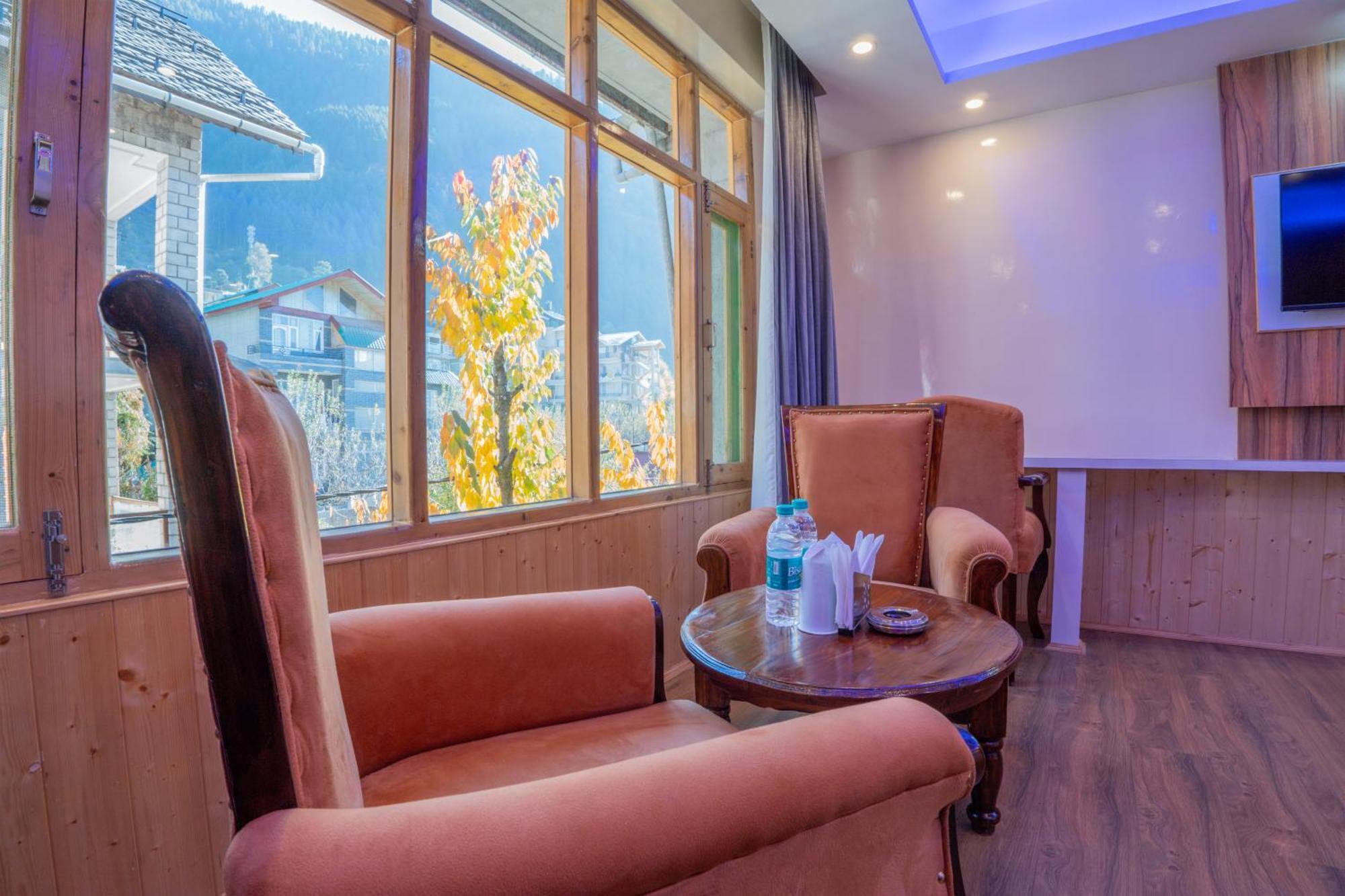 Hill River Resort - Central Heated & Air Cooled - Near Mall Road , Best Property Of Manali 2024- 2025 المظهر الخارجي الصورة