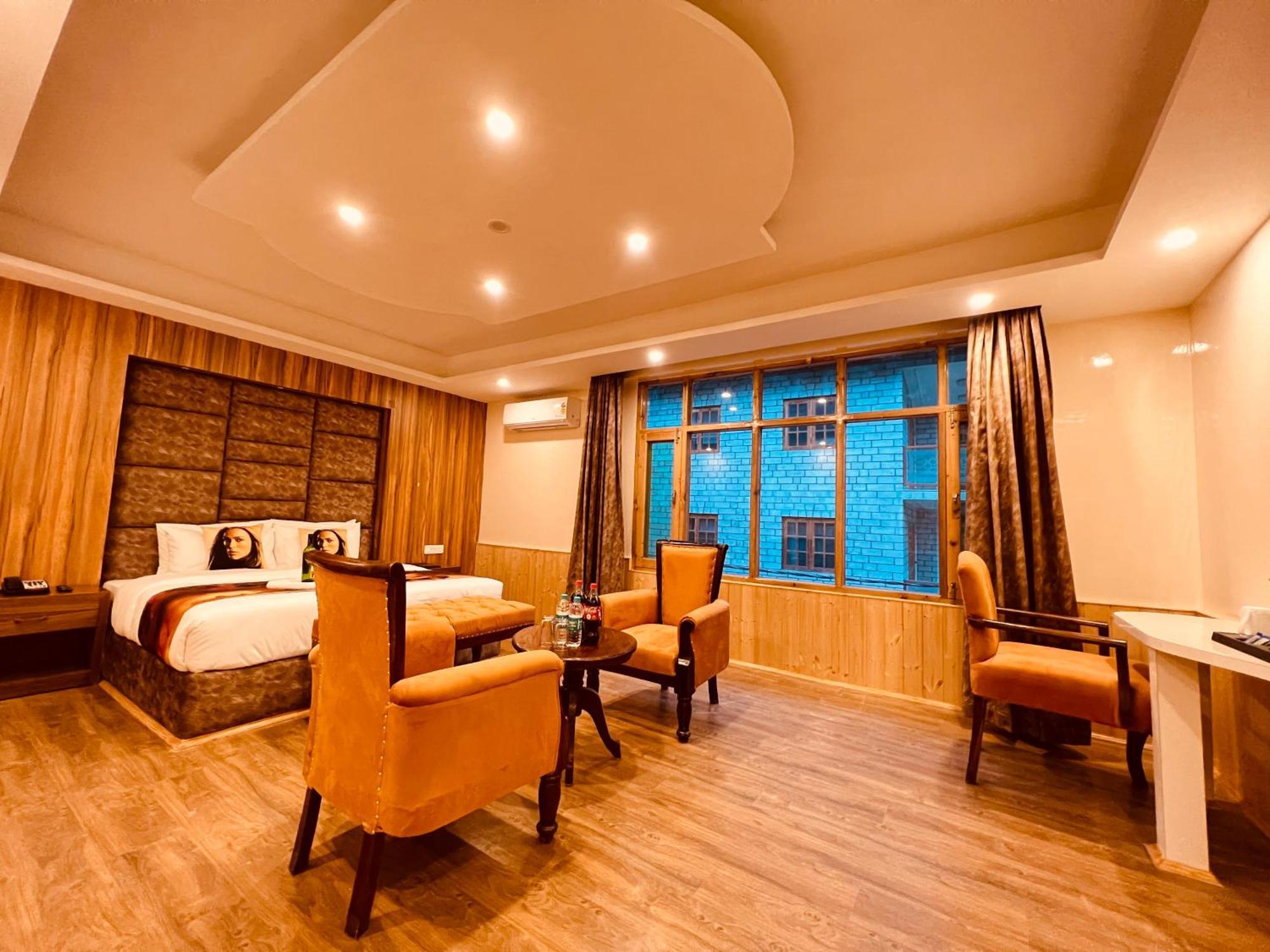 Hill River Resort - Central Heated & Air Cooled - Near Mall Road , Best Property Of Manali 2024- 2025 المظهر الخارجي الصورة