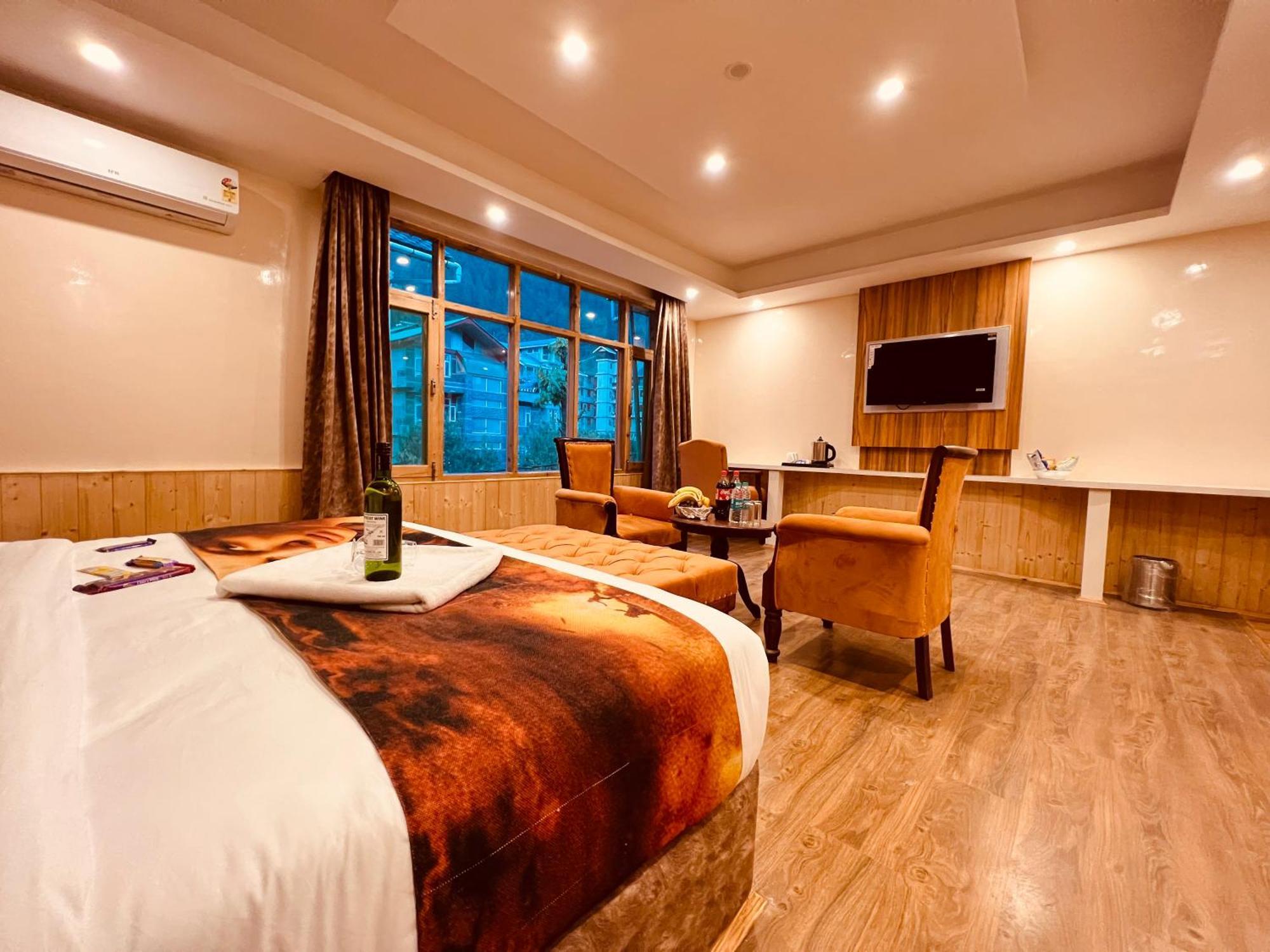 Hill River Resort - Central Heated & Air Cooled - Near Mall Road , Best Property Of Manali 2024- 2025 المظهر الخارجي الصورة