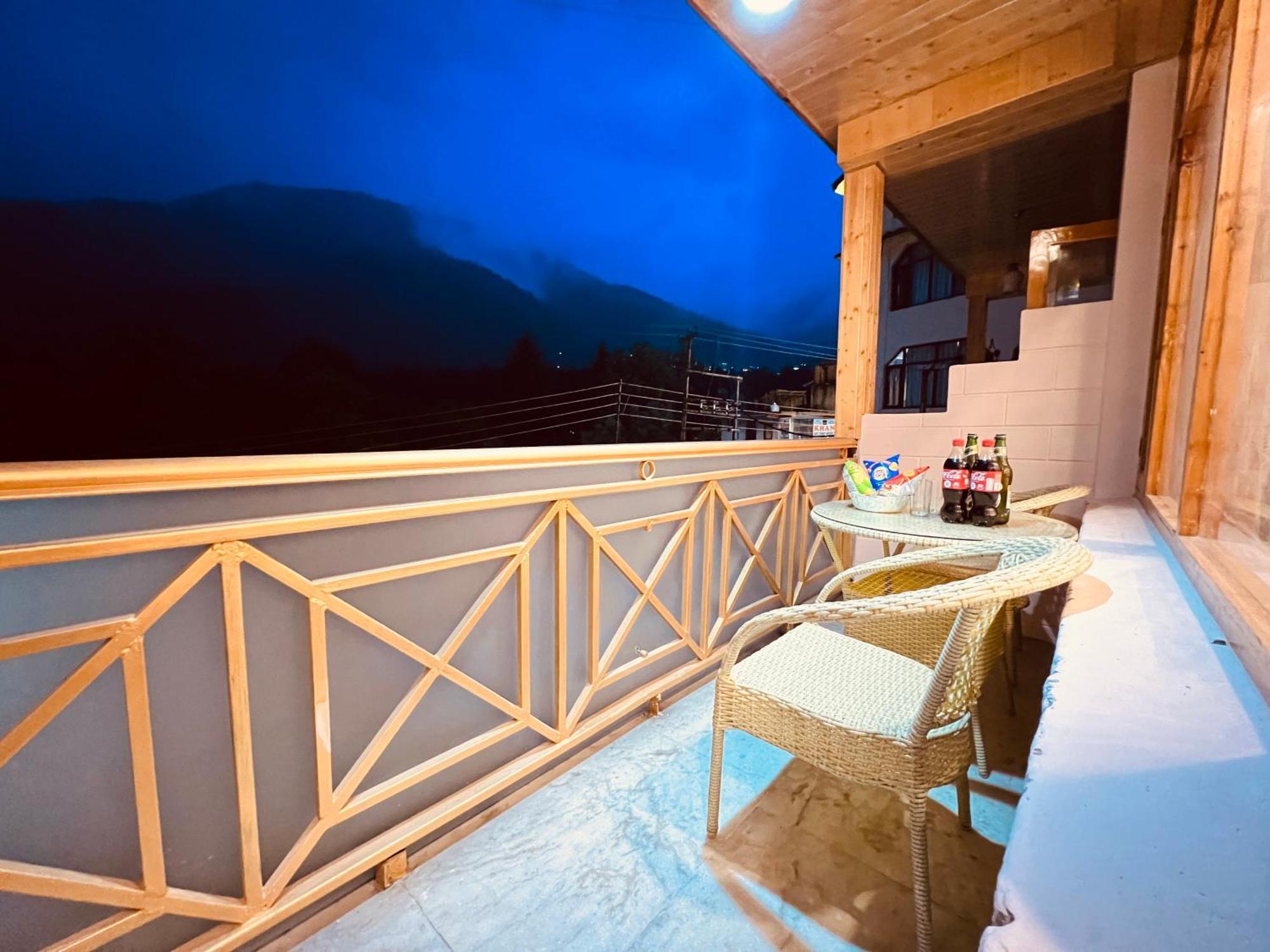 Hill River Resort - Central Heated & Air Cooled - Near Mall Road , Best Property Of Manali 2024- 2025 المظهر الخارجي الصورة