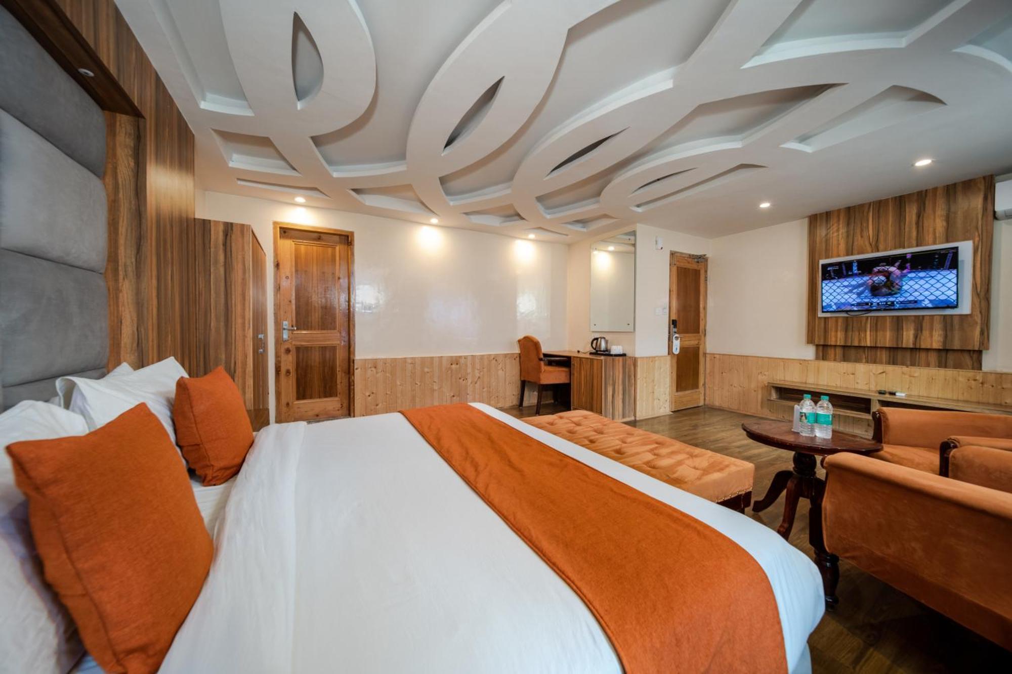 Hill River Resort - Central Heated & Air Cooled - Near Mall Road , Best Property Of Manali 2024- 2025 المظهر الخارجي الصورة