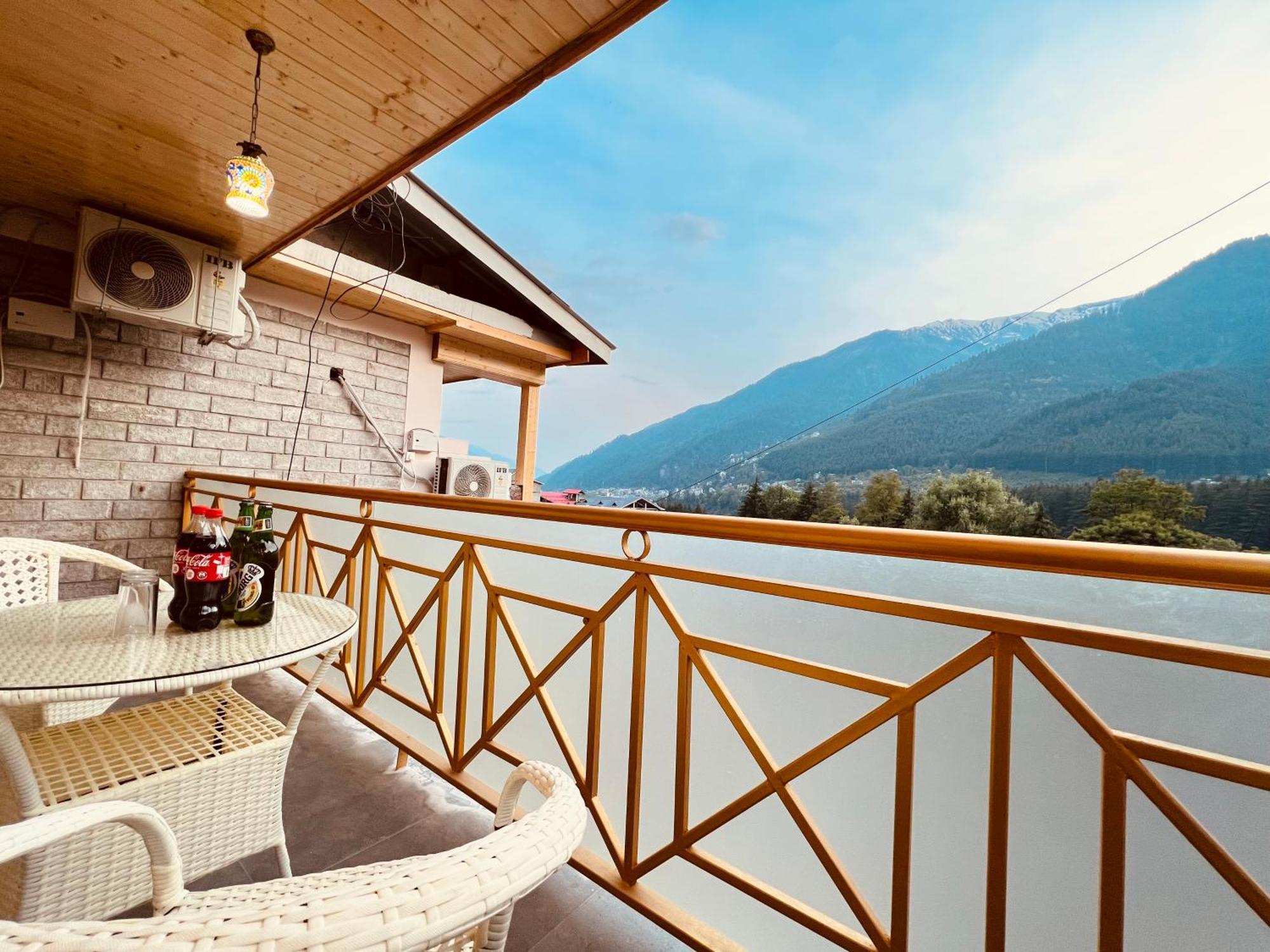 Hill River Resort - Central Heated & Air Cooled - Near Mall Road , Best Property Of Manali 2024- 2025 المظهر الخارجي الصورة
