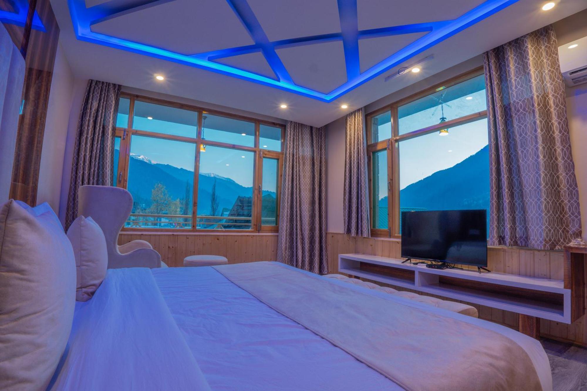 Hill River Resort - Central Heated & Air Cooled - Near Mall Road , Best Property Of Manali 2024- 2025 المظهر الخارجي الصورة