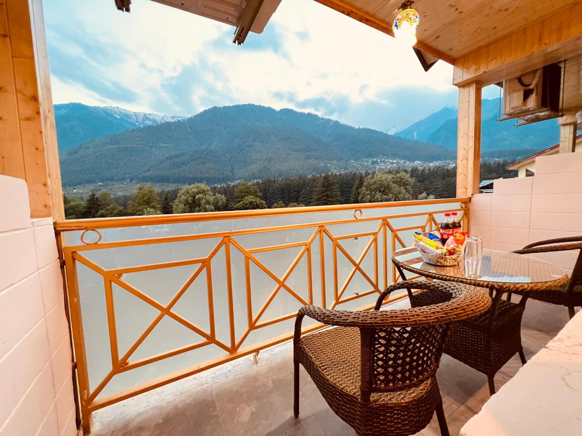 Hill River Resort - Central Heated & Air Cooled - Near Mall Road , Best Property Of Manali 2024- 2025 المظهر الخارجي الصورة